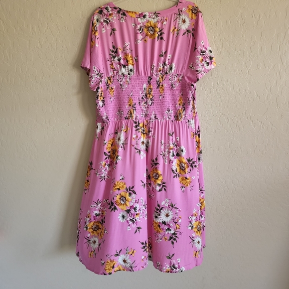 Torrid Pink Floral Challis Shirt Dress Sz 2 - Picture 8 of 12